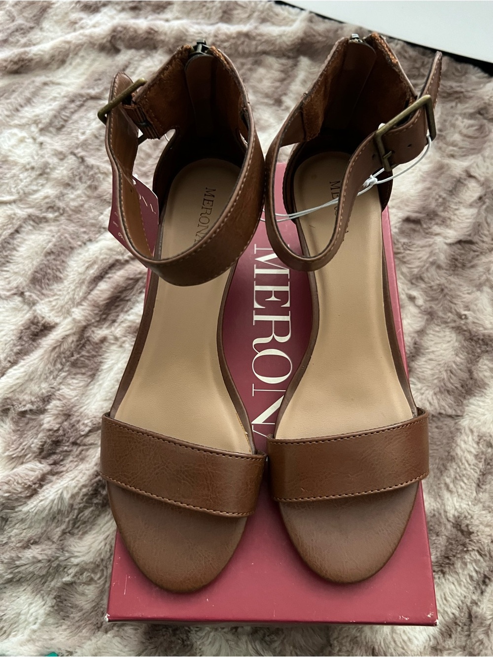 Merona Women's Brown Wedge Sandals Ankle Strap Buckle Solid Size 7.5